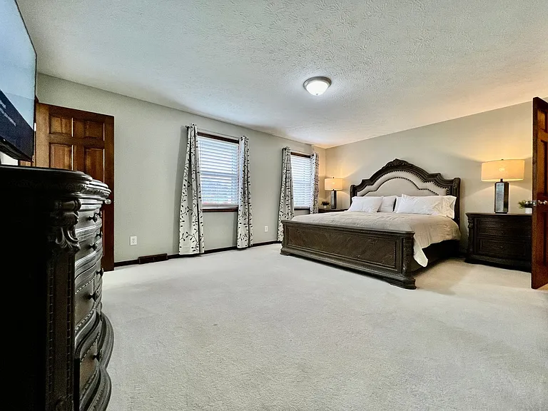 7033 Willowood Dr — Photo 15