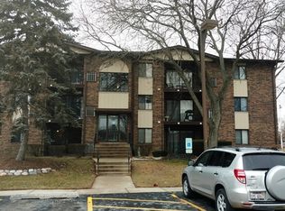 13911 S Laramie Ave #105, Crestwood, IL 60445