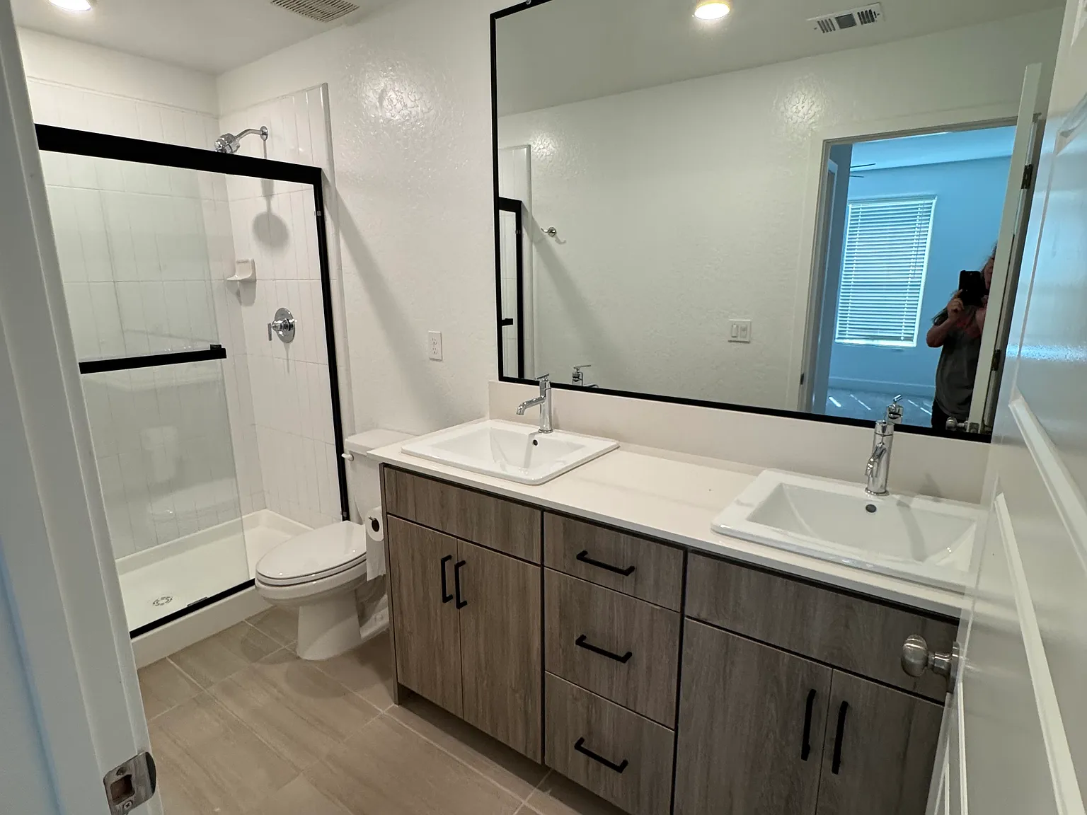 3 bed, 1383 sqft, $2,950 — Photo 4