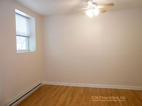3rd image of 3926 N Pine Grove Ave APT G