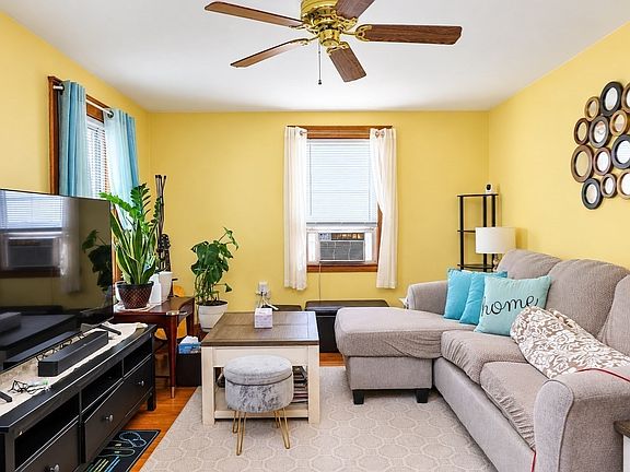 2nd image of 40 Baker Ave #2