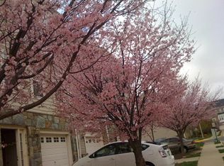 2006 Capstone Cir, Herndon, VA 20170