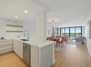 356 GOLFVIEW Road #405, North Palm Beach, FL 33408