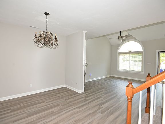 5th image of 5309 Village Square Ct
