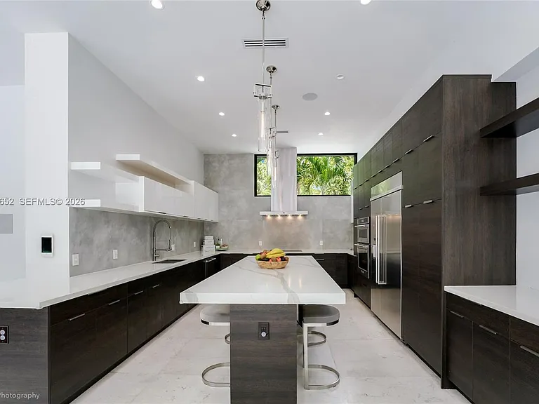 56 Samana Dr — Photo 6