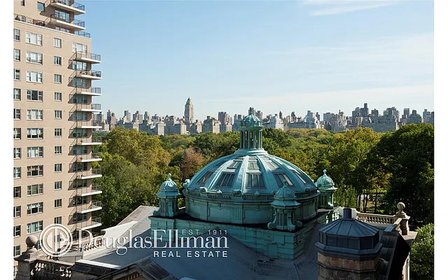 Sold by Douglas Elliman | media 14