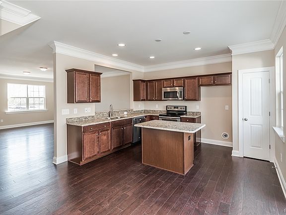 2nd image of 6161 Belay Dr