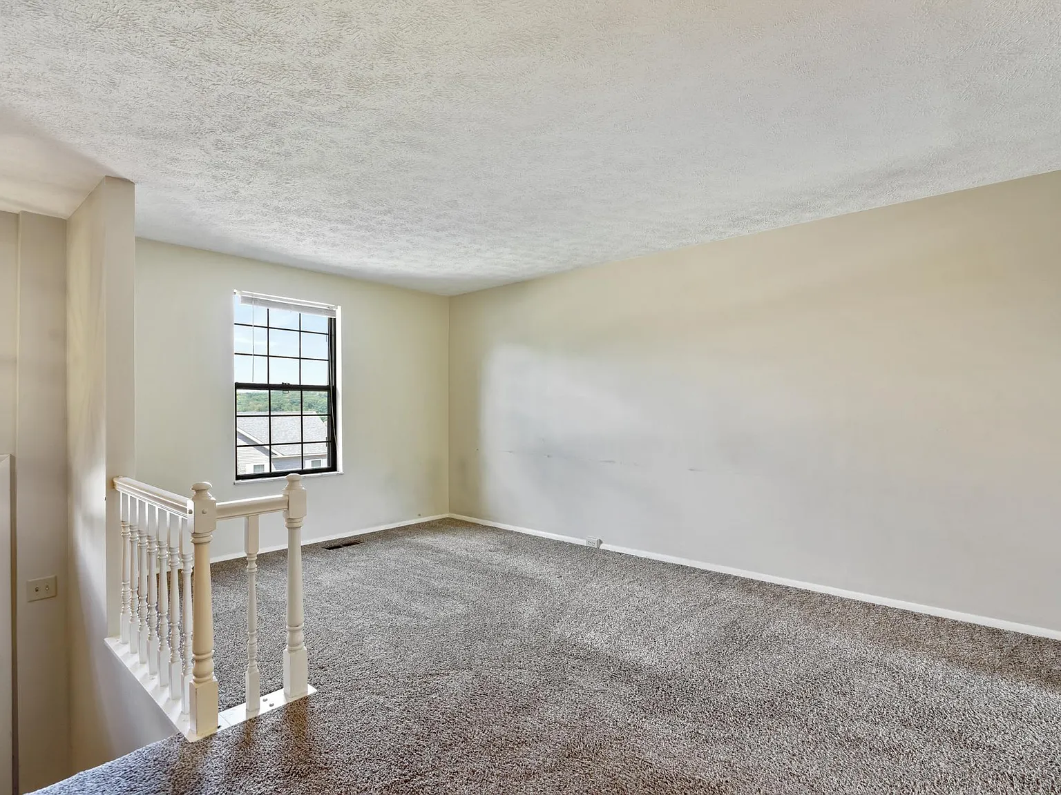 2851 Dolores Dr — Photo 3