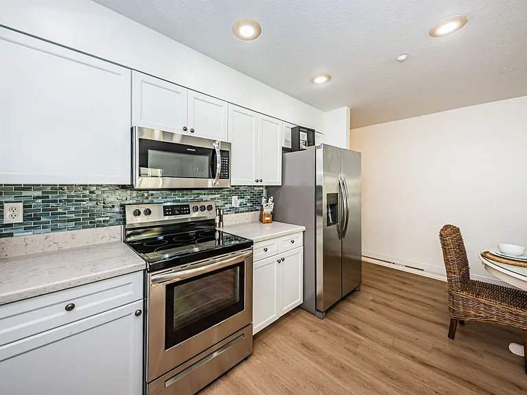 1412 Gulf Blvd #102 — Photo 8