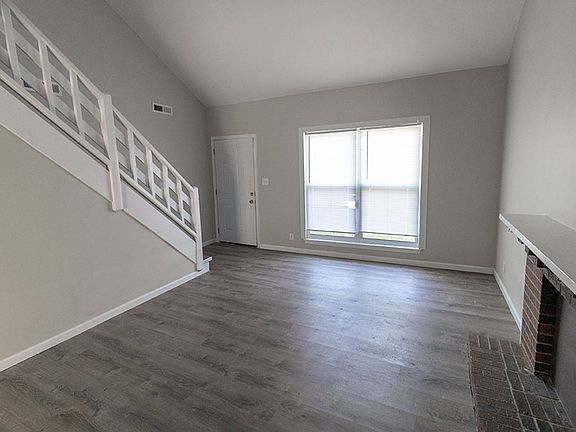 5th image of 7300 N Moberly Dr #A