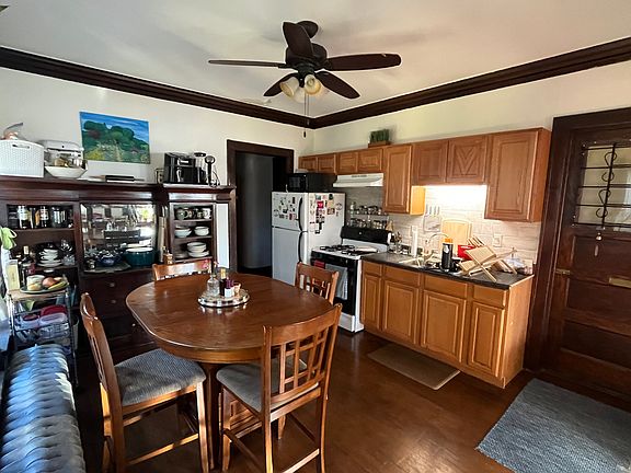 4th image of 1630 N Humboldt Ave APT 3