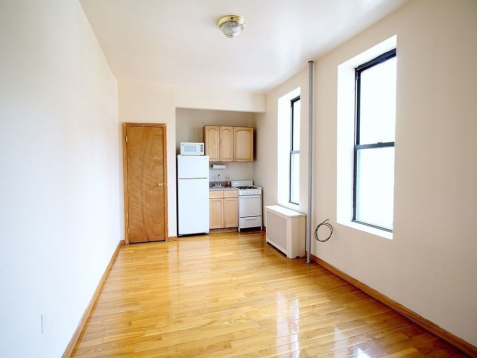1st image of 402 W 51st St APT 3A