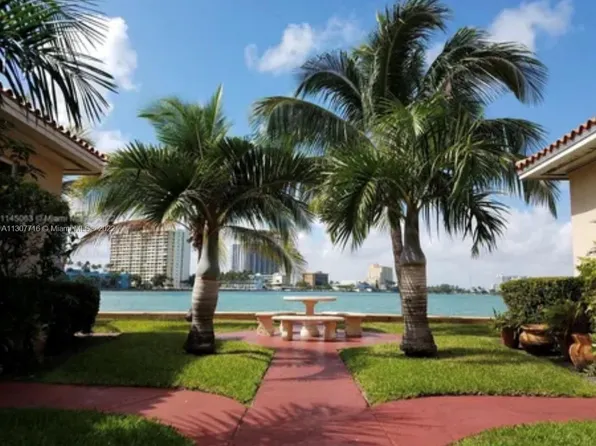 2160 Bay Dr APT 2-8, Miami Beach, FL 33141