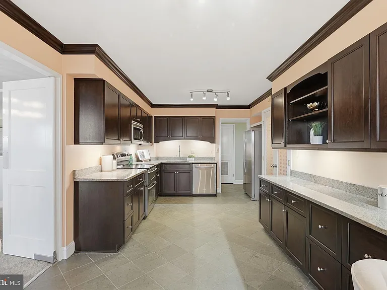 1600 N Oak St #1410 — Photo 14