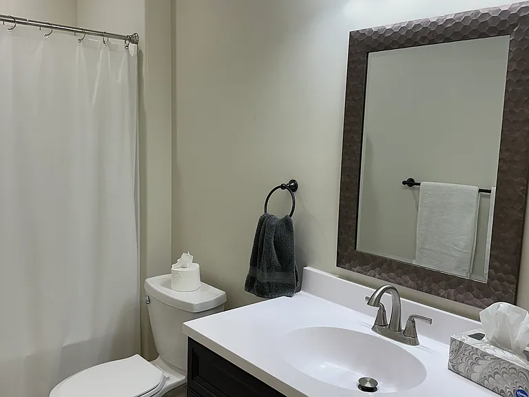 4521 Ravenswood Rd #1 — Photo 17