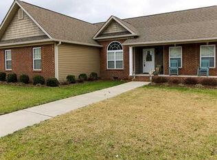 8277 Fisherman Ln, Ooltewah, TN 37363