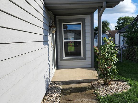 2nd image of 1642 Tamworth Cir
