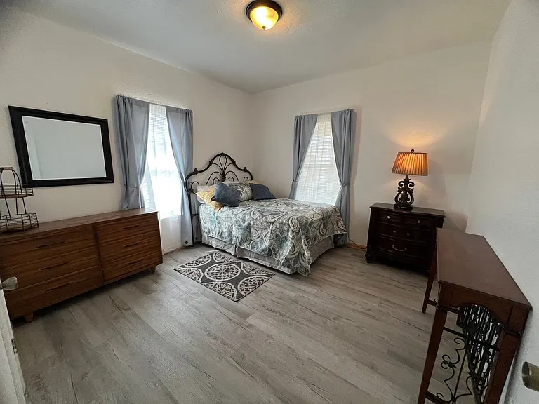 1221 Delaware St #2 — Photo 6