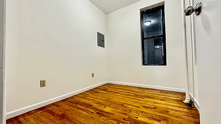 Rented by HOLTON REAL ESTATE INC.