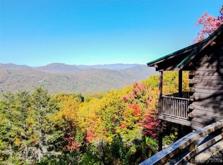 536 Williams Cir, Lake Lure, NC 28746
