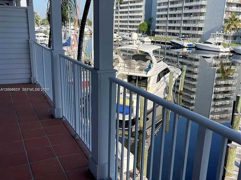 2415 NW 16th Street Rd #102 — Photo 13