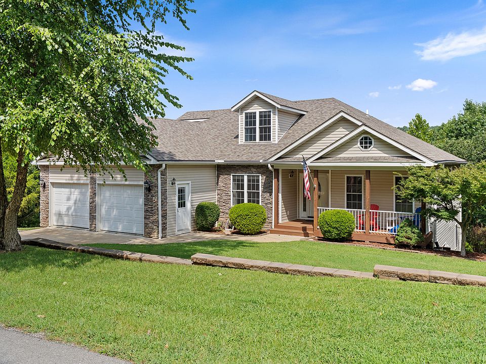 1st image of 227 Sherman Way