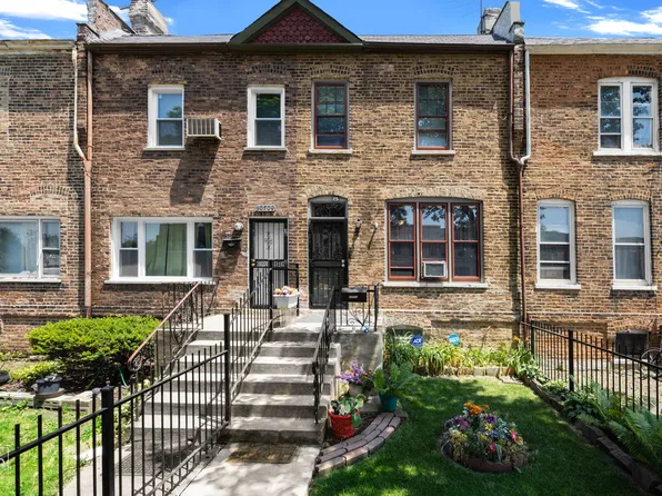 10711 S Champlain Ave, Chicago, IL 60628