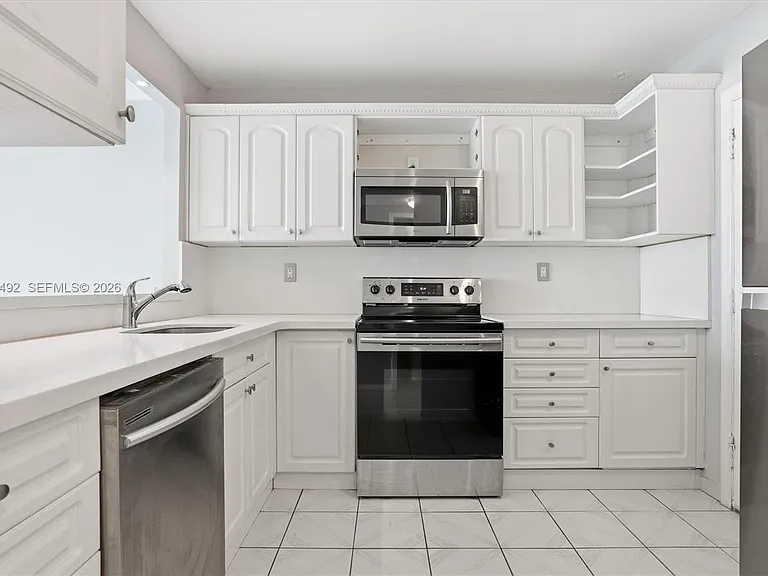8233 Harding Ave #504 — Photo 9