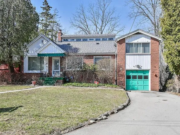 9 Daleview Ct, Hamilton, ON L8S 3L9