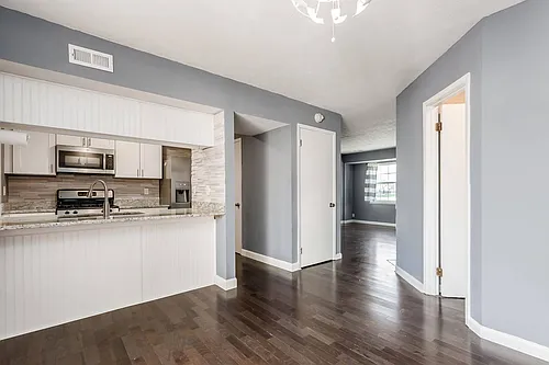4921 Dublin Fls Photo 1