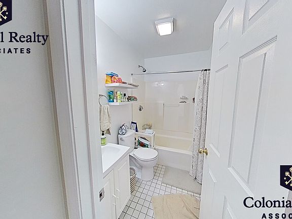 PICTURES OF SIMILAR UNIT WITH SAME LAYOUT