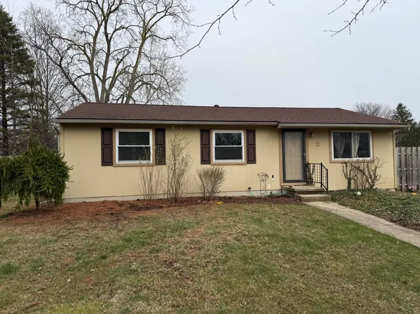 2 Faust Ct, Ann Arbor, MI 48108