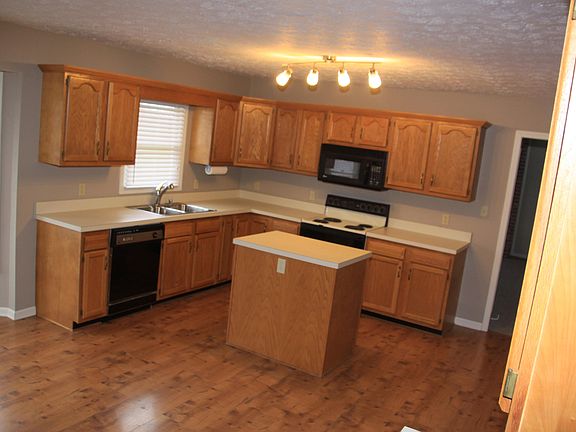 2nd image of 4057 E Benson Pike