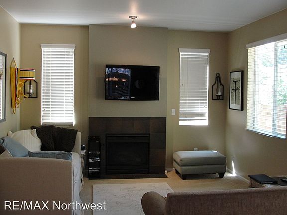 5th image of 1086 Ebbets Dr SW
