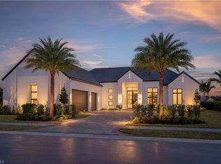 970 French Oak ST, NAPLES, FL 34120