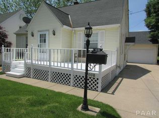 201 Court Dr, Washington, IL 61571