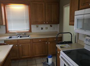 482 W 19th St, Holland, MI