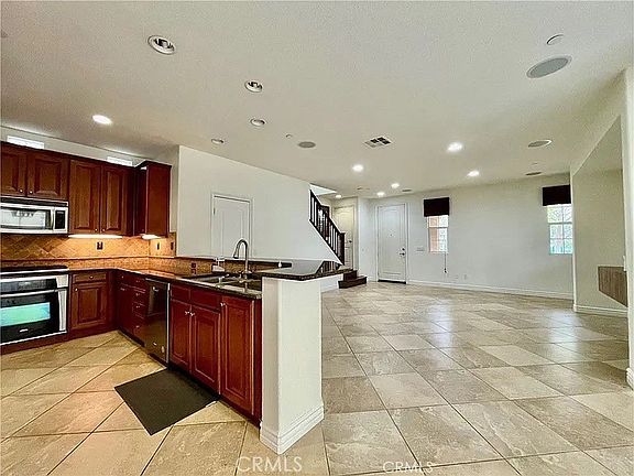 3rd image of 26380 Fowler Dr