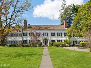 122 Round Hill Rd, Greenwich, CT 06831