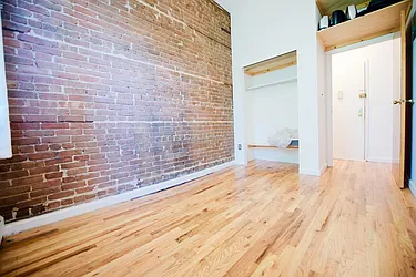Rented by Nolita Group