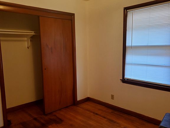 5th image of 2840 N Utah Ave