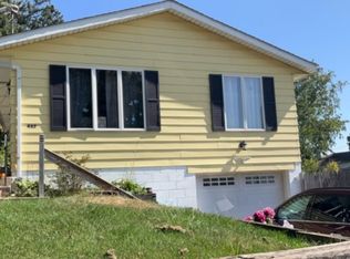 447 Sieber Ave, Akron, OH 44312