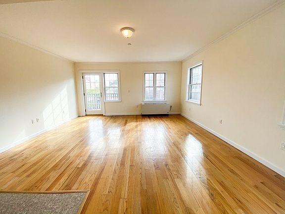 4th image of 1438 31st Dr APT 12