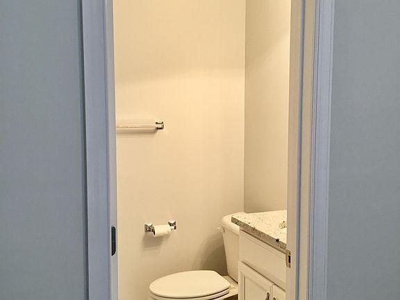 5th image of 45 Squire Cir #1