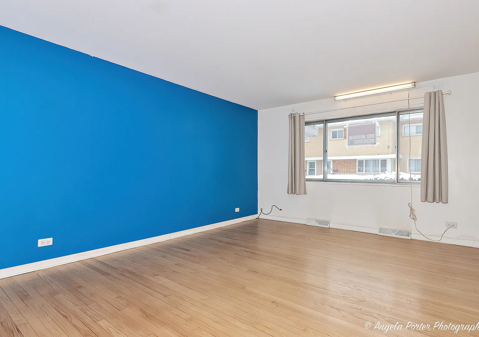 3 bed, 1.5 bath, 1150 sqft, $2,200 — Photo 1