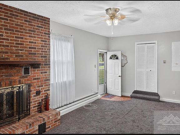 3rd image of 205 Winter Creek Dr