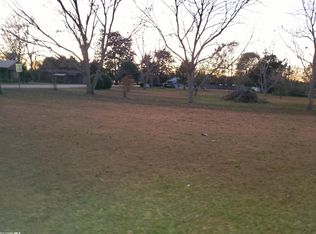 Hume Ave, Atmore, AL 36502