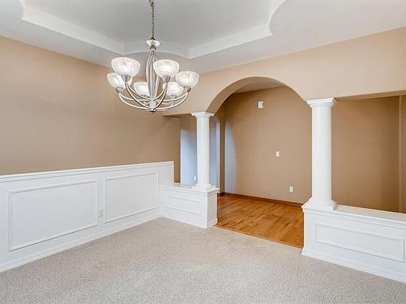 4th image of 11204 179th Avenue Ct E
