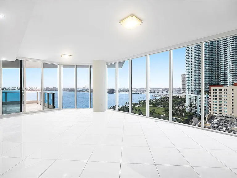 2020 N Bayshore Dr #1602 — Photo 6