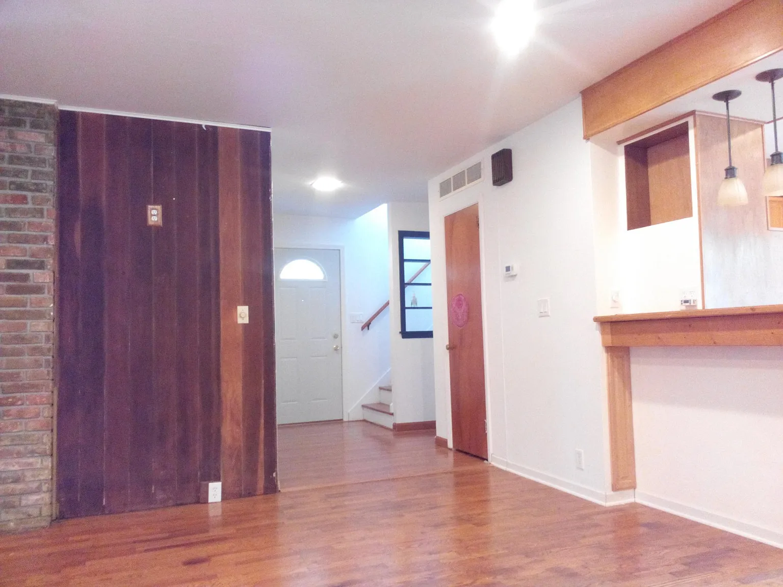 2635 Rockwood Dr — Photo 3